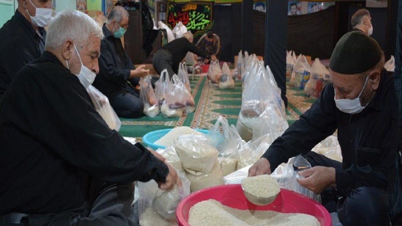 کمک بیش از یک میلیارد تومانی مردم خرمدشت به نیازمندان