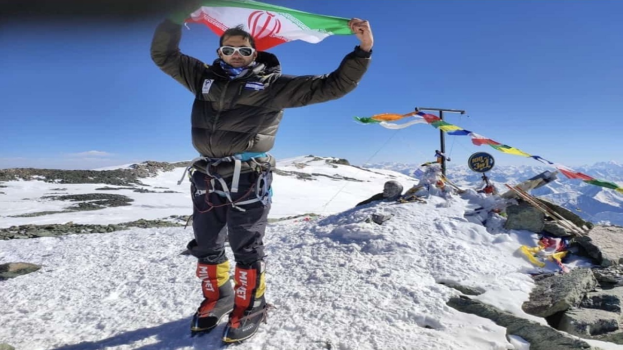 استقبال از کوهنورد هرمزگانیِ صعود کننده به قله لنین قرقیزستان