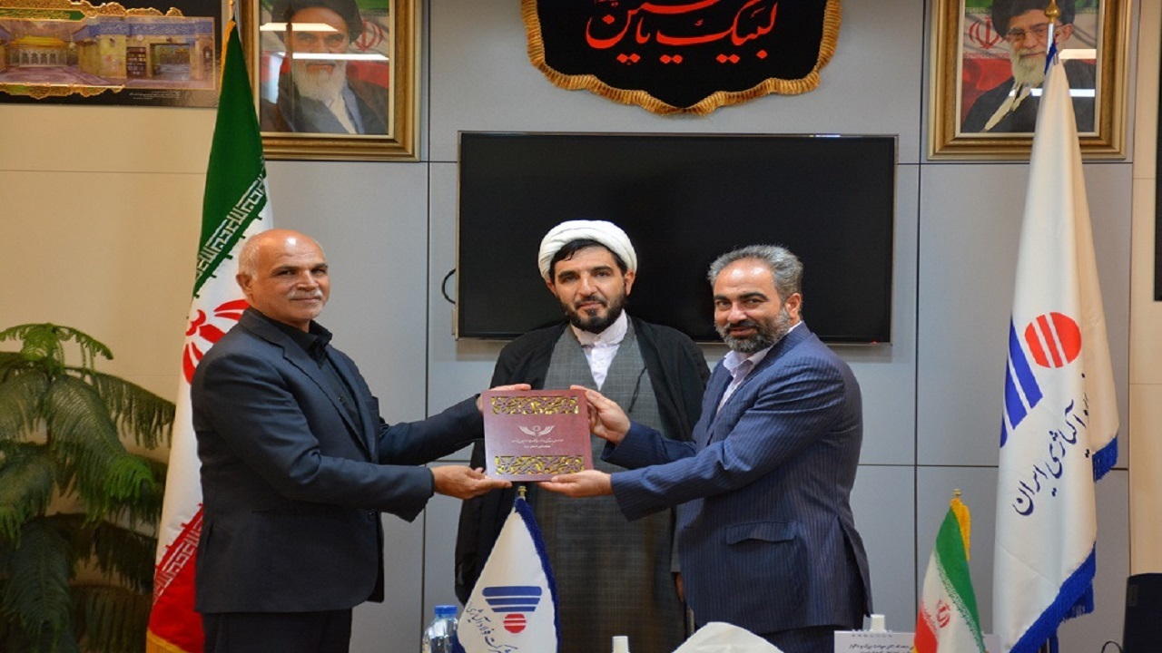 کمک شرکت فولاد آلیاژی ایران به آزادی ۲ زندانی