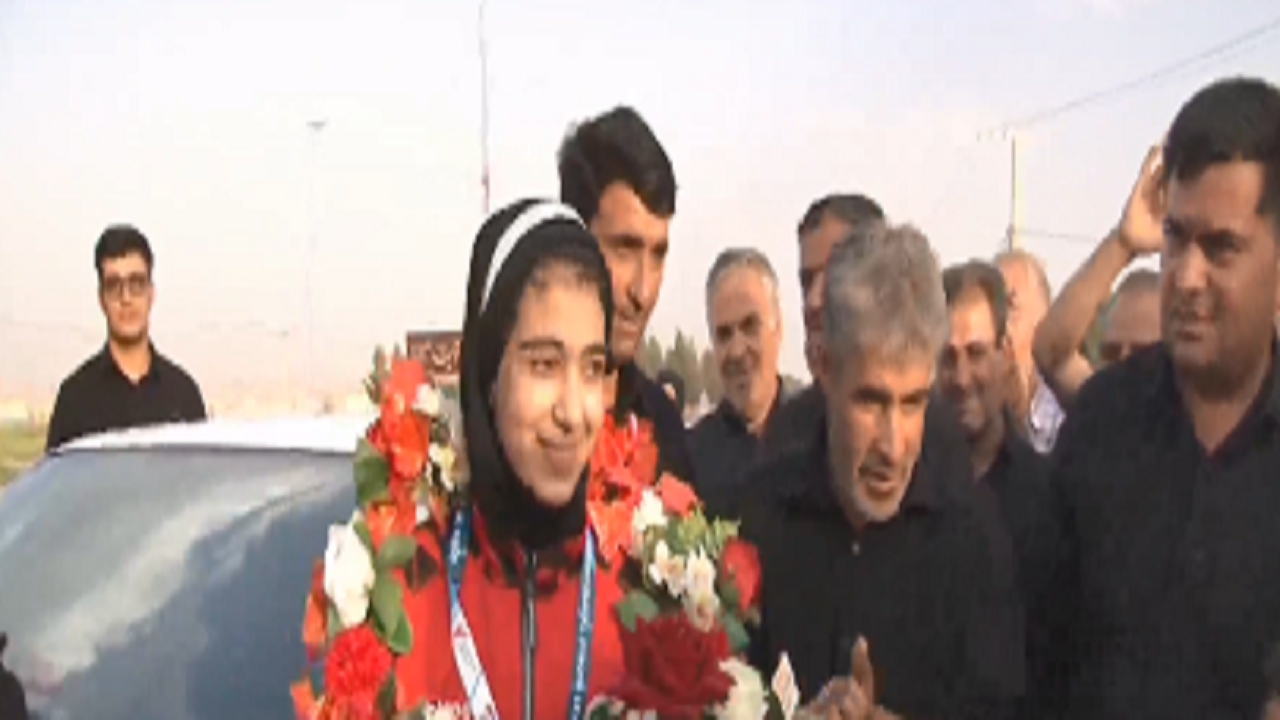 بازگشت مدال آور ملکانی از مسابقات جهانی تکواندو