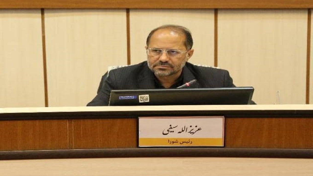 توهین به آمر به معروف در قطار تهران_یزد؛ رئیس قطار از خدمت تعلیق شد