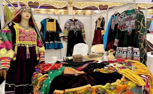 راهاندازی نمایشگاه ۳ روزه صنایع دستی و تولیدات داخلی در مزارشریف + تصاویر راهاندازی نمایشگاه ۳ روزه صنایع دستی و تولیدات داخلی در مزارشریف + تصاویر