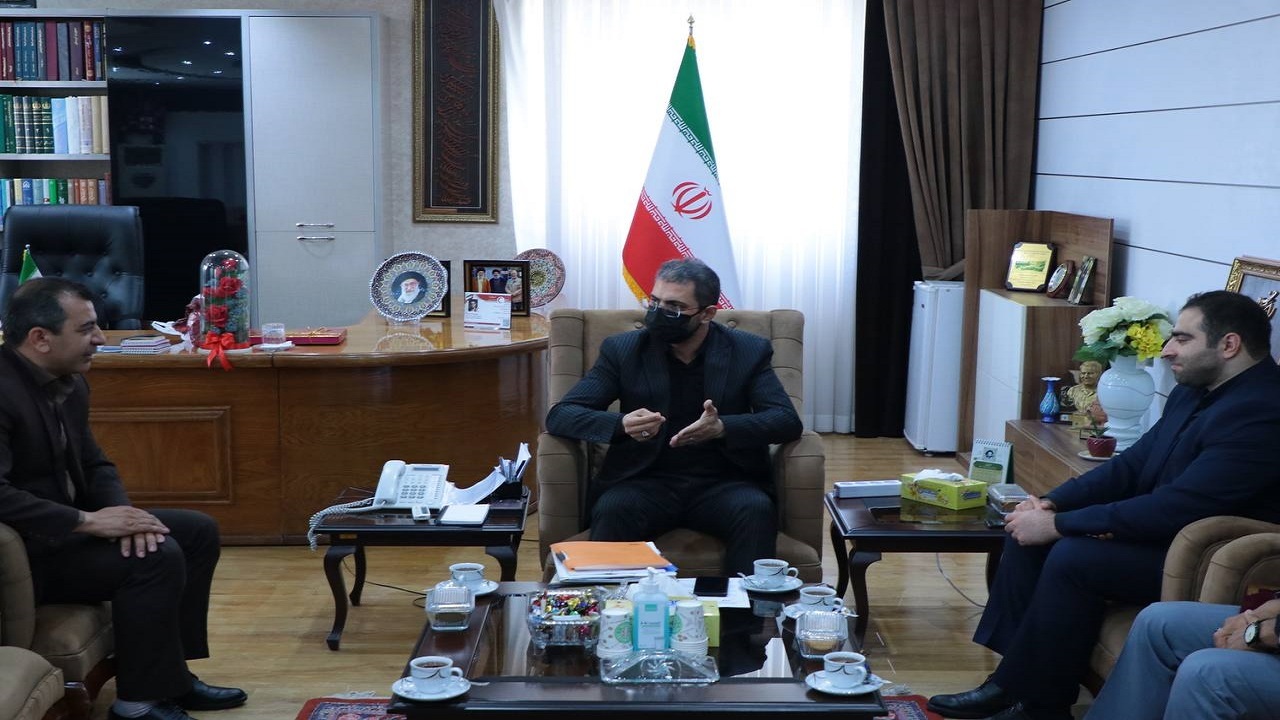 دیدار رئیس فدراسیون بدنسازی با استاندار کردستان