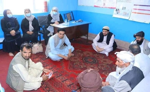 بازدید رئیس صحت عامه بلخ از مراکز صحی ولسوالی چهارکنت + تصاویر