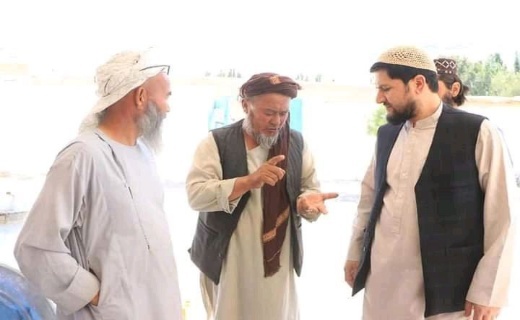 بازدید رئیس صحت عامه بلخ از مراکز صحی ولسوالی چهارکنت + تصاویر