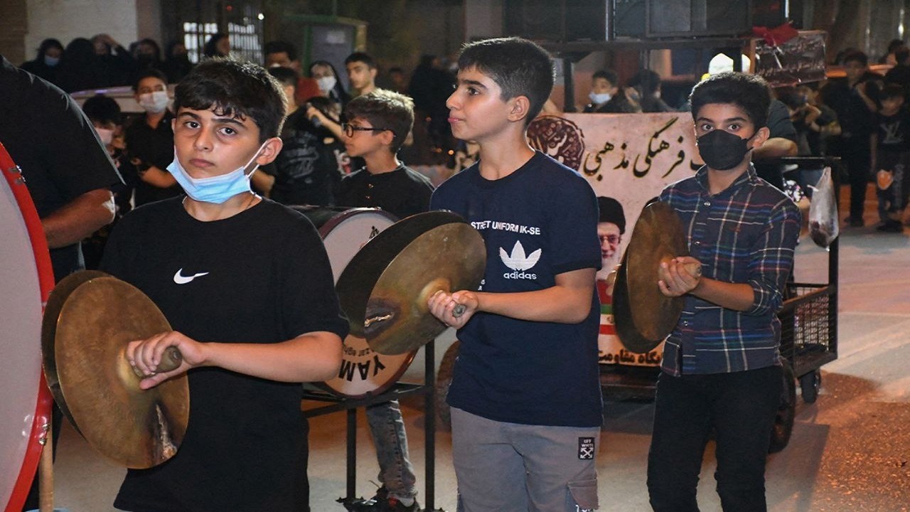 عزاداری دهه اول ماه محرم در لارستان + تصاویر