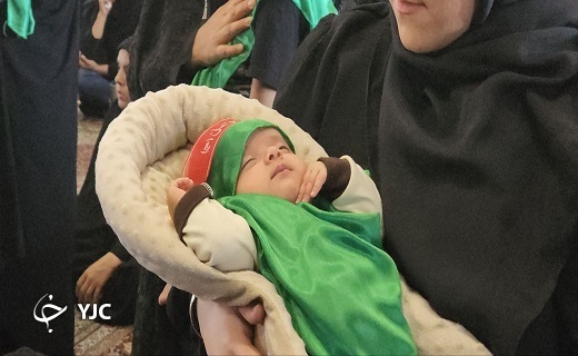 حضور مادران و نوزادان شهرستان خوسف در مراسم شیرخوارگان حسینی