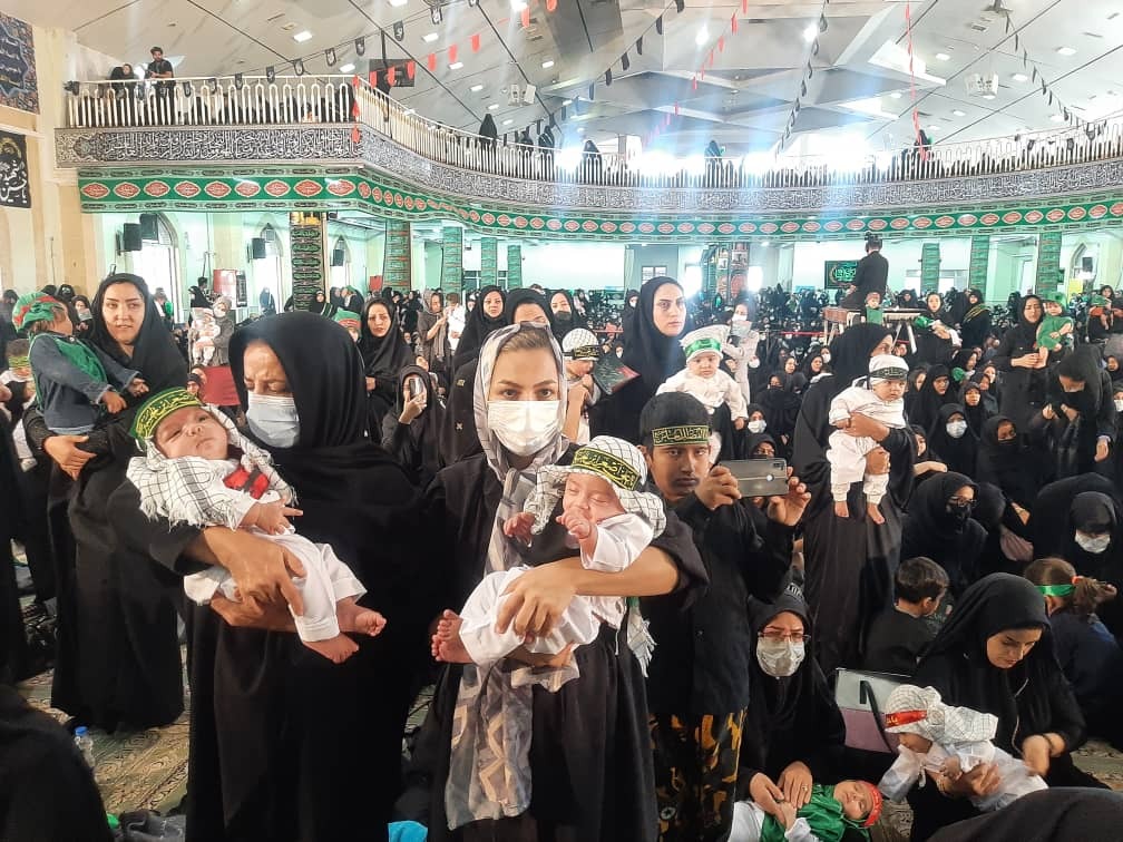 برگزاری همایش شیرخوارگان حسینی در عزای ابا عبدالله الحسین(ع)
