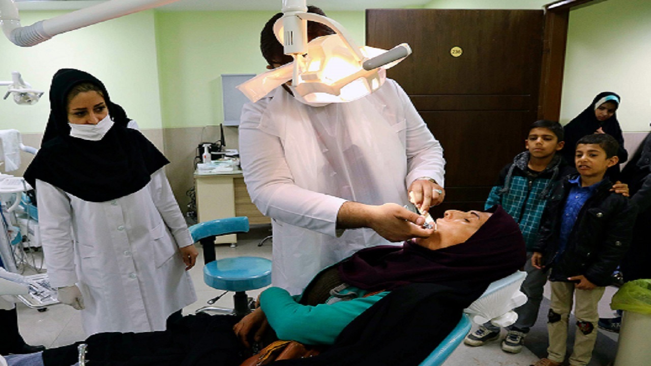 آغاز طرح ویژه ارائه خدمات پزشکی به دانش‌آموزان مناطق حاشیه شهر مشهد