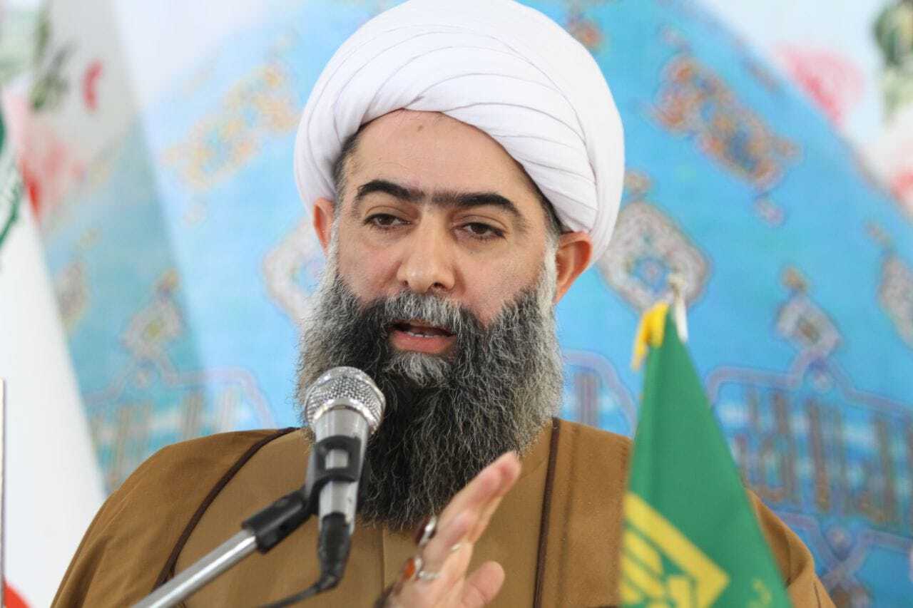 خبرنگاران نقد‌های منصفانه داشته باشند