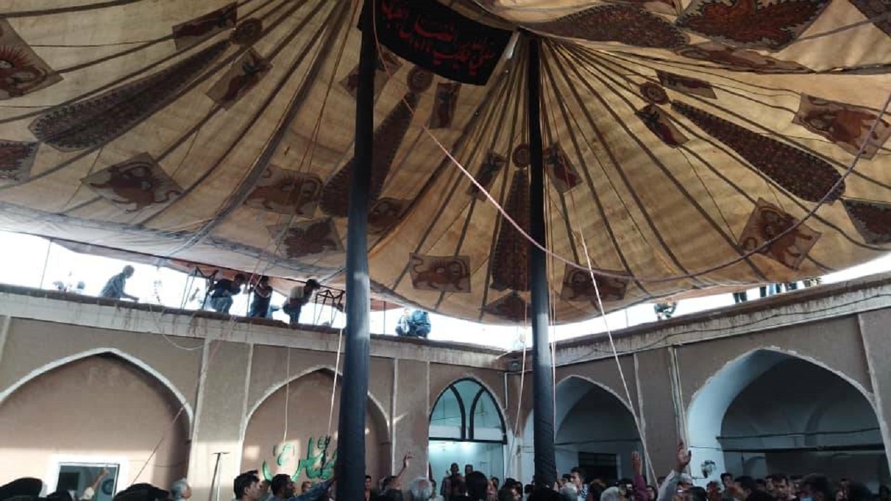 خیمه حسینی با قدمت ۴۰۰ساله در این روستا+ عکس