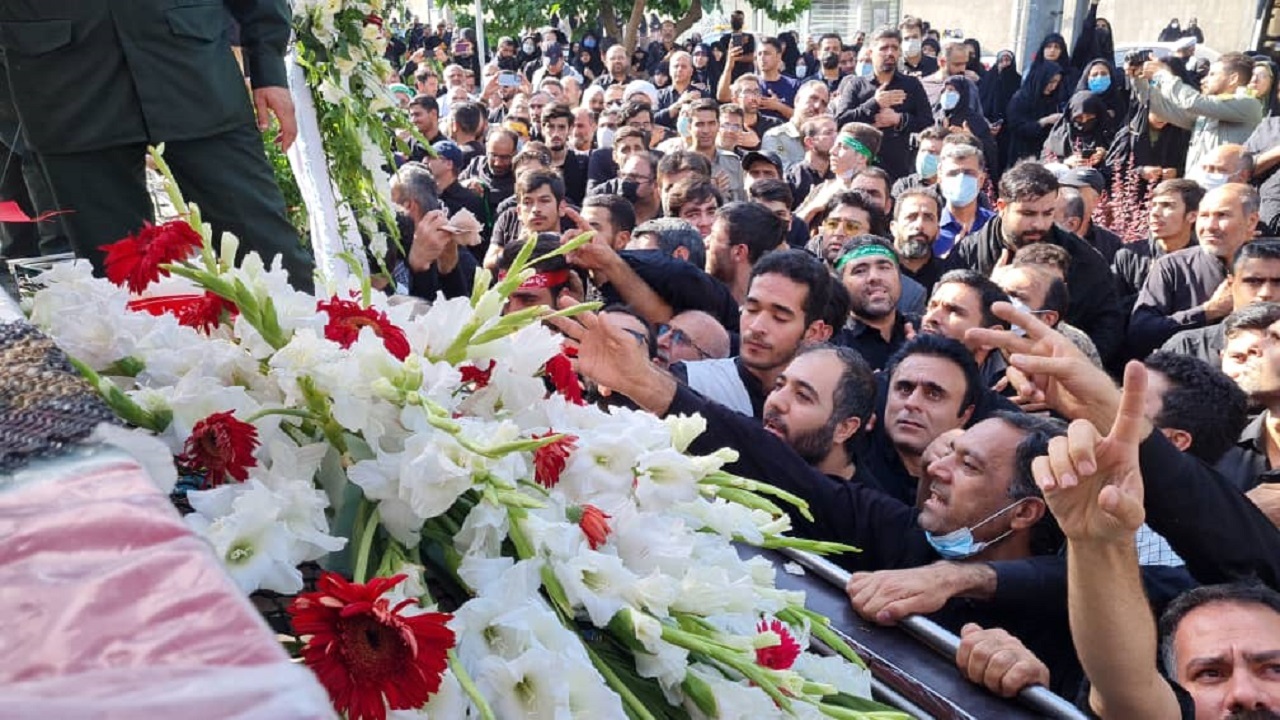 پیکر مطهر شهید مدافع حرم عباس آسمیه در کرج تشییع شد