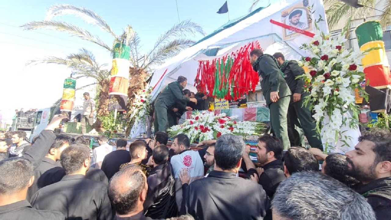 پیکر مطهر شهید مدافع حرم عباس آسمیه در کرج تشییع شد