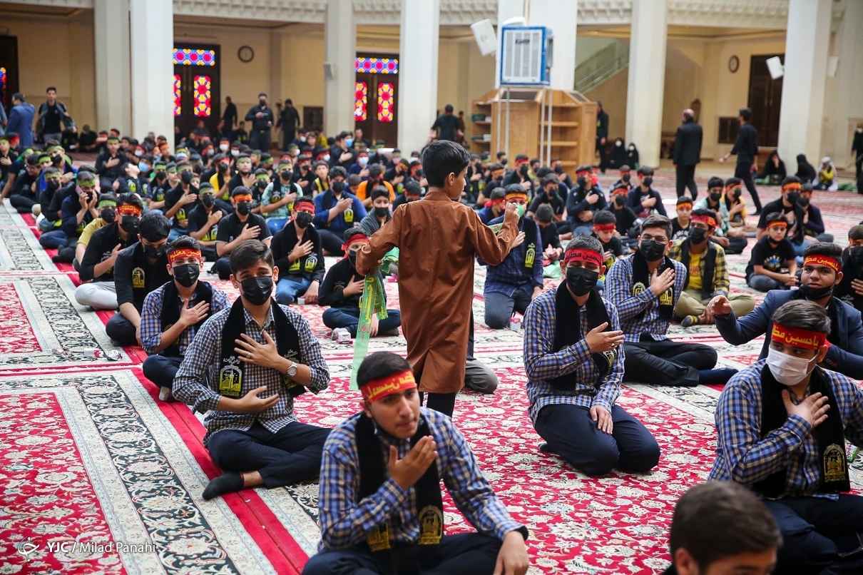 پرداخت به واقعه کربلا و ترویج فرهنگ عاشورایی در ۴۵ عنوان درسی در ۲۸ کتاب