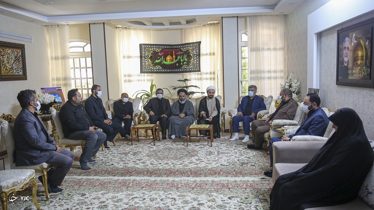 پیکر مطهر شهید اسکندری در حرم شاهچراغ (ع) به خاک سپرده می‌شود