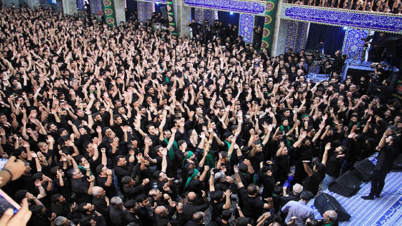 یزدی‌ها وفاداریشان را به علمدار دشت کربلا ثابت کردند