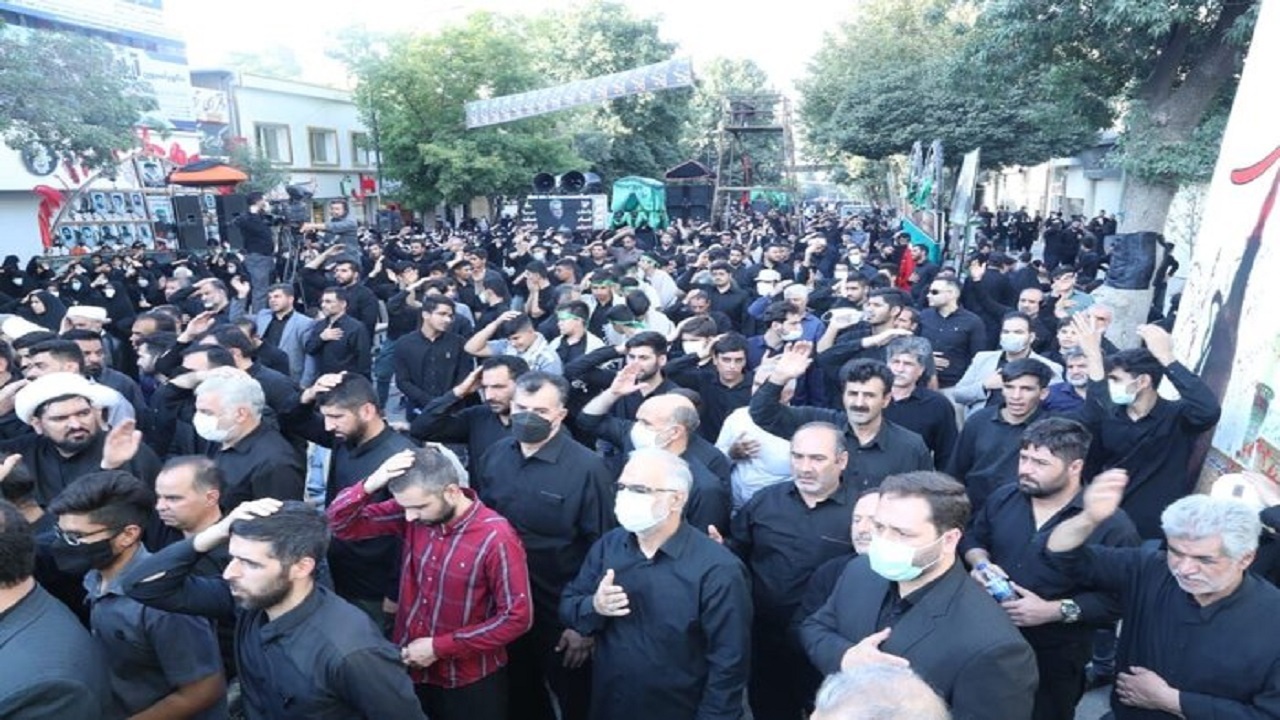 نوای «یا حسین» روز تاسوعای حسینی در کرمانشاه طنین‌انداز شد