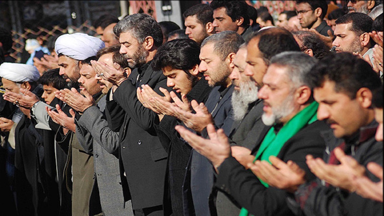 نماز ظهر عاشورا در میدان انقلاب اقامه می شود