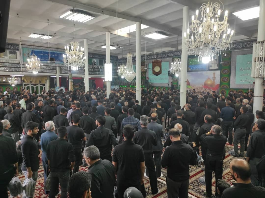 مراسم عزاداری تاسوعا در اطراف حرم مطهر رضوی+ عکس و فیلم
