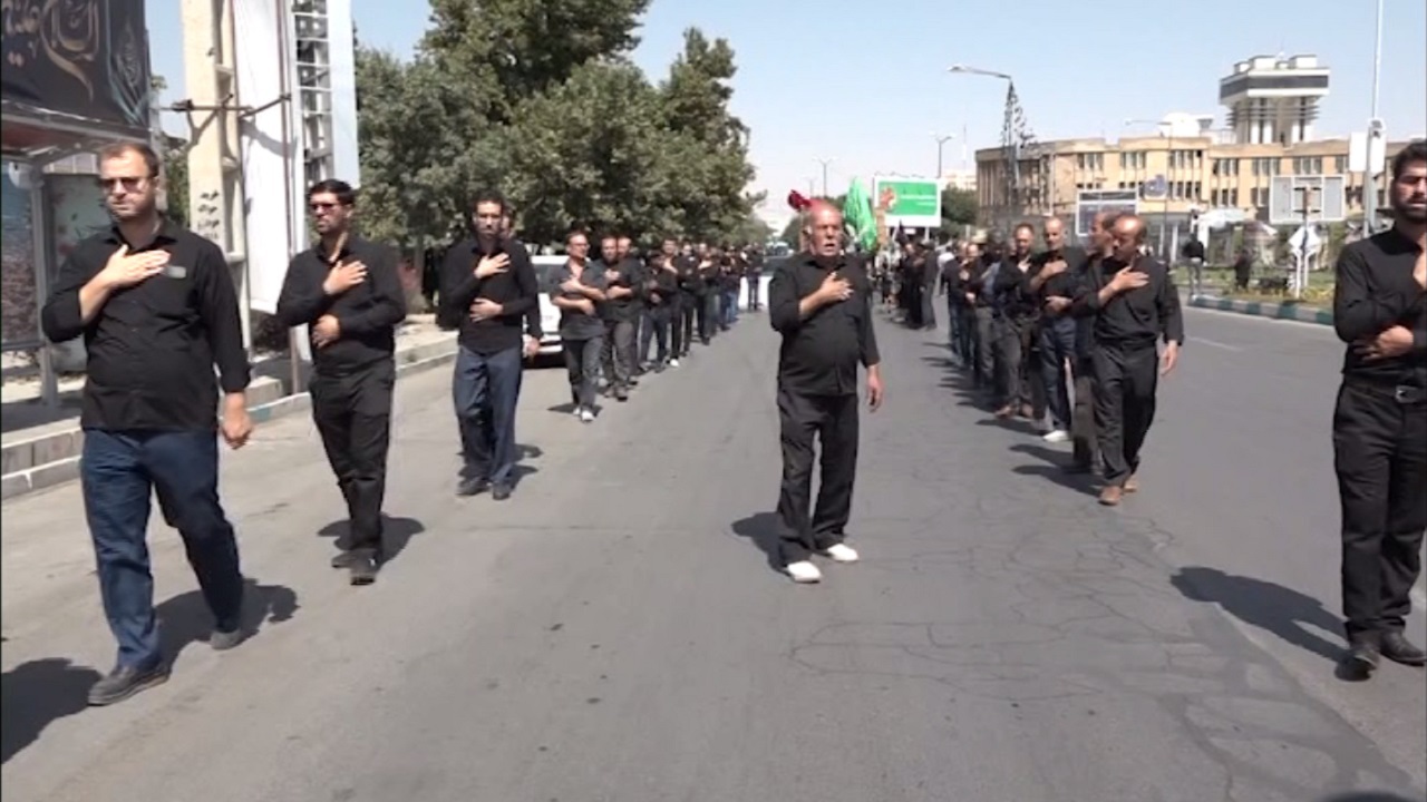 عزاداری مردم دارالمومنین همدان در روز تاسوعای حسینی
