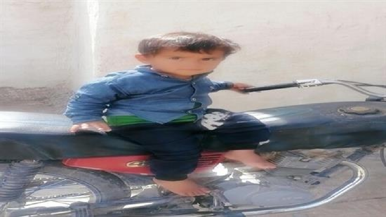 عقرب گزیدگی بلای جان پسر بچه ۴ ساله شد