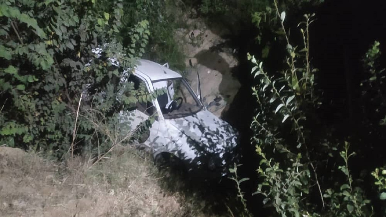 امداد رسانی به حادثه سقوط خودرو به دره