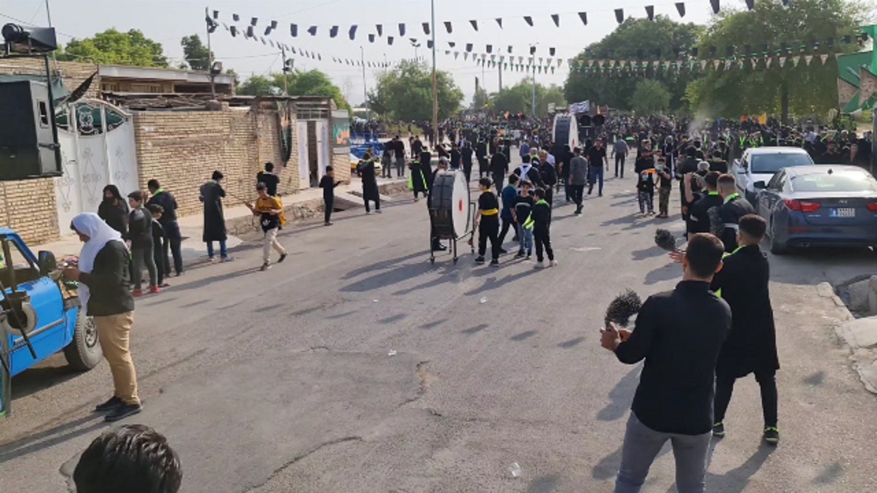 نمایی از سوگواری اهالی اندیمشک در روز عاشورا + فیلم