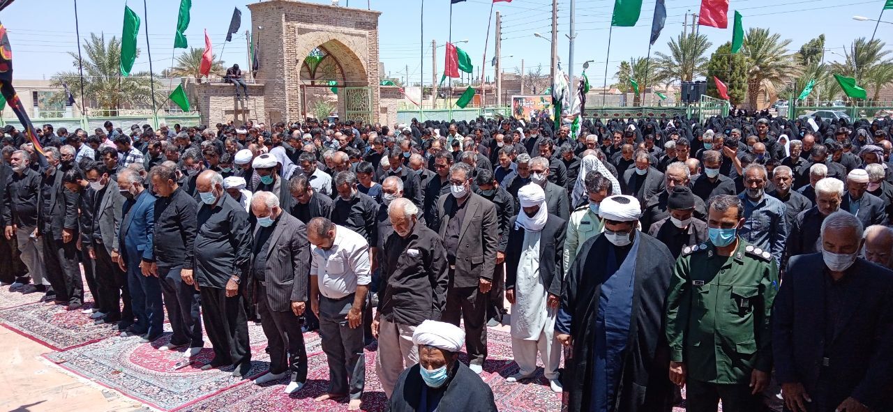 اقامه نماز ظهر عاشورا در خراسان جنوبی