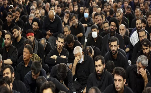 آیین مقتل خوانی عاشورا در حرم حضرت معصومه (س) برگزار شد+تصاویر