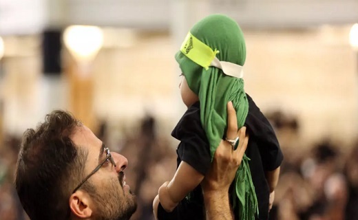 آیین مقتل خوانی عاشورا در حرم حضرت معصومه (س) برگزار شد+تصاویر