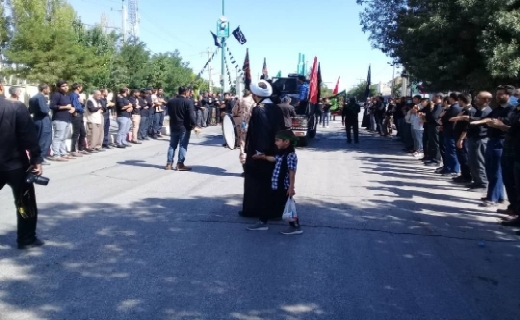 کردستان در عاشورای حسین یکپارچه سیاه پوش شد  + فیلم و تصاویر