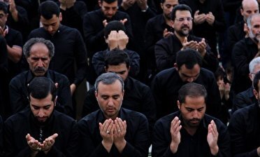 اقامه نماز ظهر عاشورا در سراسر کشور