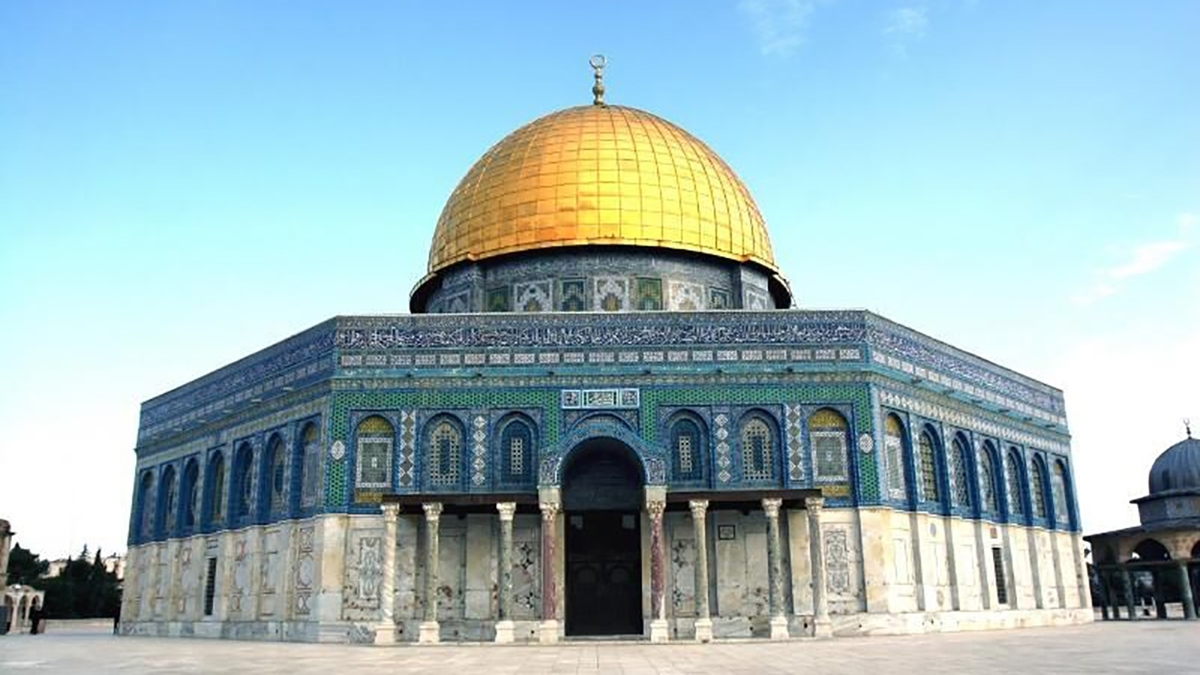 ۴۰ زنی که امام حسین (ع) را در نهضت عاشورا یاری کردند + فیلم