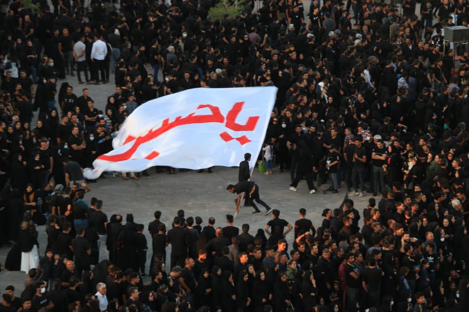 تجمع عزاداران حسینی در محل سقاخانه بزرگ رفسنجان