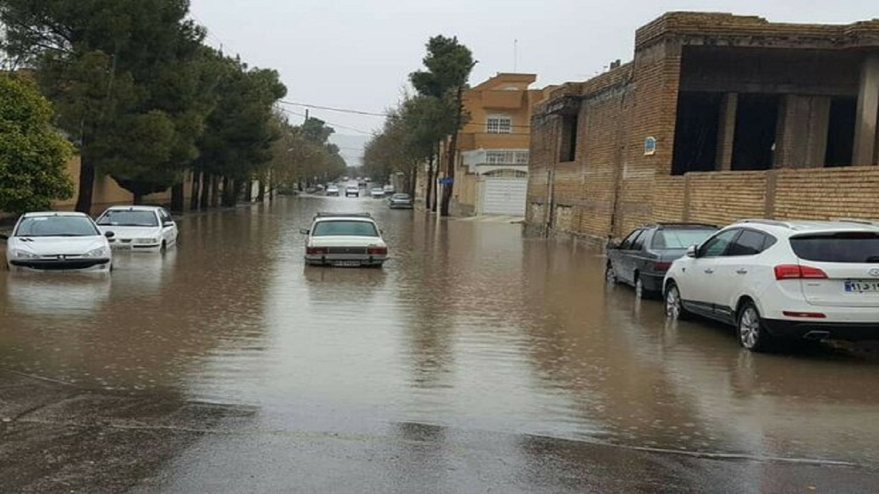 بازسازی واحدهای خسارت دیده از سیل اخیر