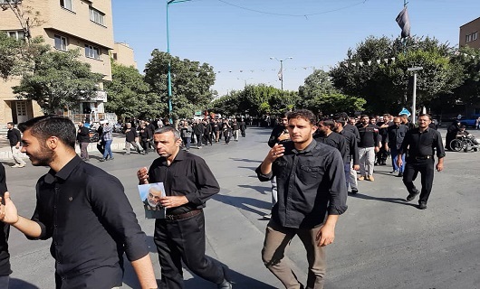 عزاداری مردم همدان در روز سوم عاشورای حسینی به روایت تصویر