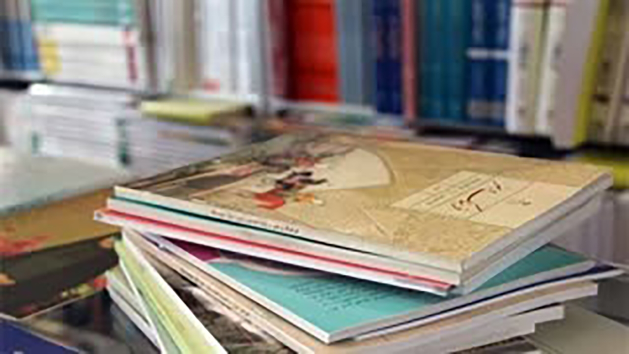 تمدید مهلت ثبت نام کتاب‌های درسی میان‌پایه در مهاباد