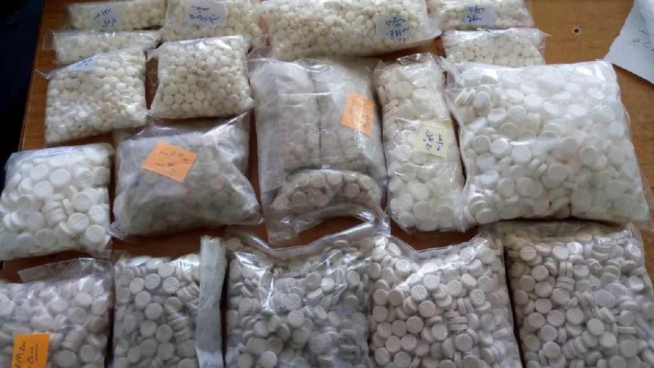 کشف انبار قرص و داروی غیرمجاز در اراک