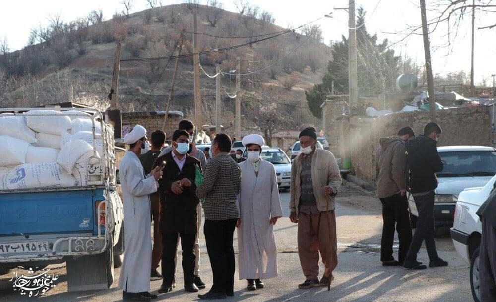 طلاب جهادی قرارگاه عمار آماده خدمت رسانی به سیل‌زدگان استهبان