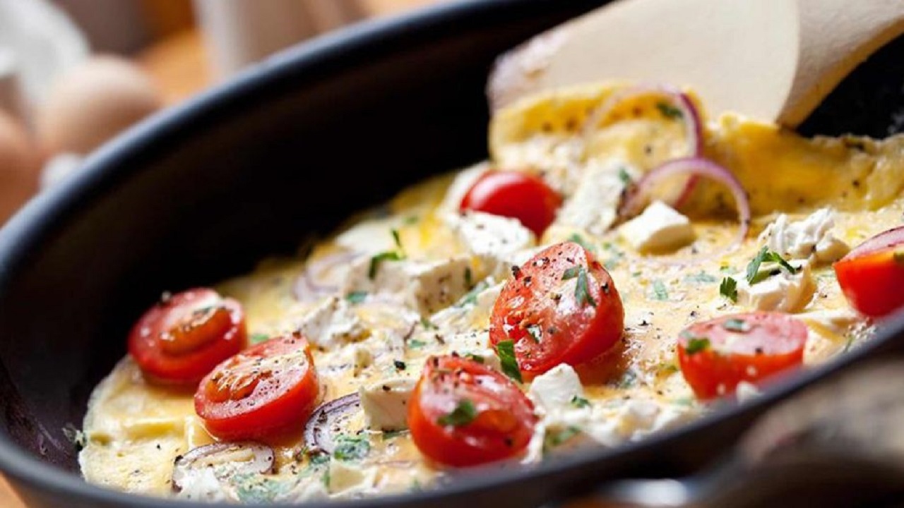 طرز پخت املت خامه‌ای + فیلم