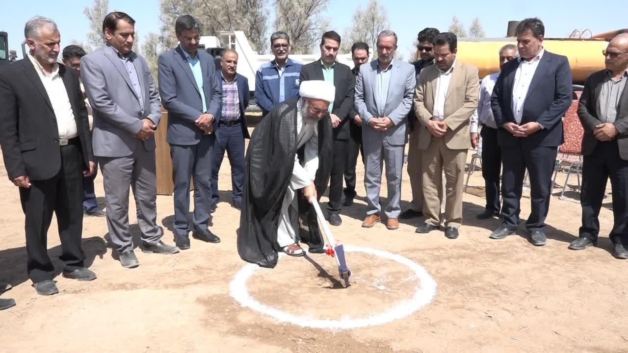 کلنگ هزار واحد طرح نهضت ملی مسکن در بافق زده شد