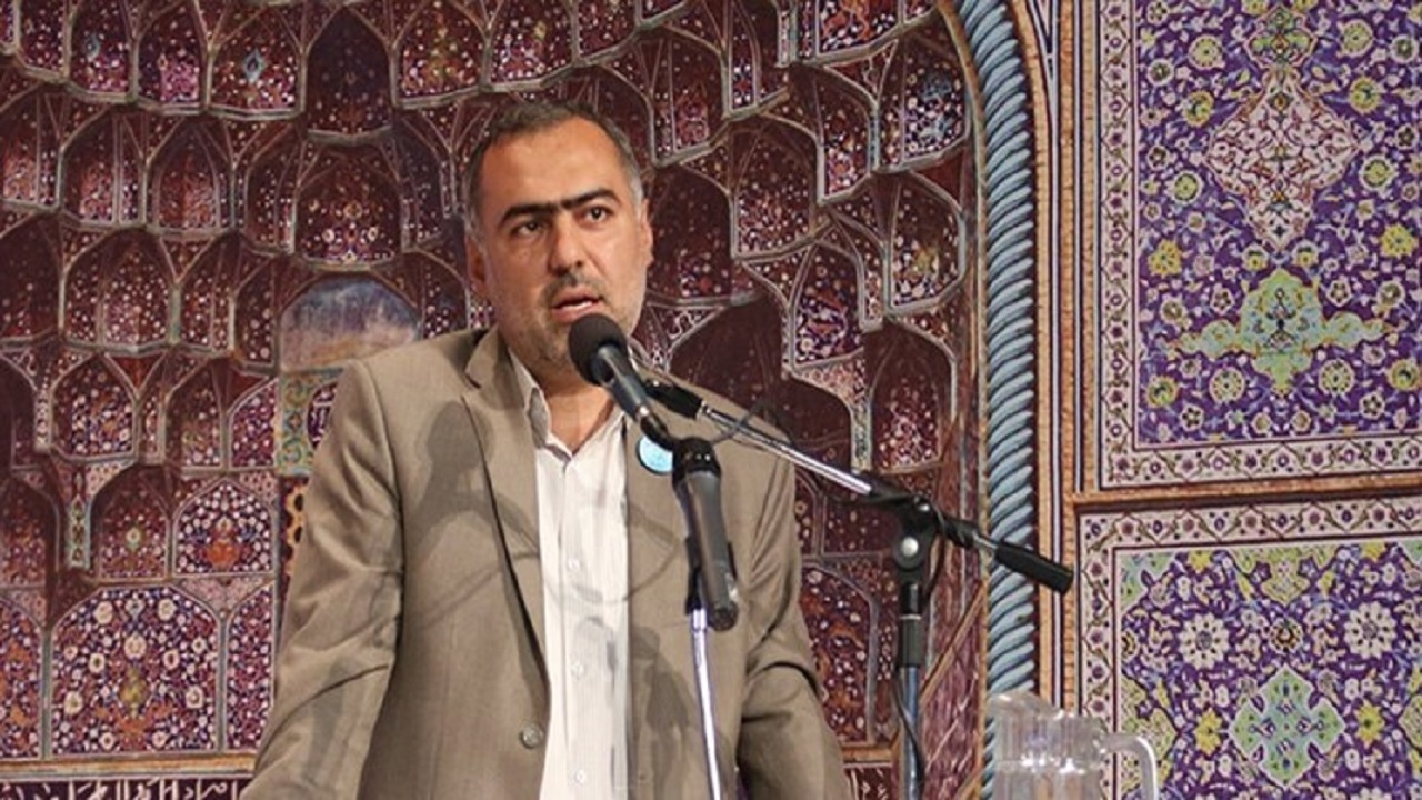 برخی بیان می‌کنند صنایع اصفهان آب‌بر است