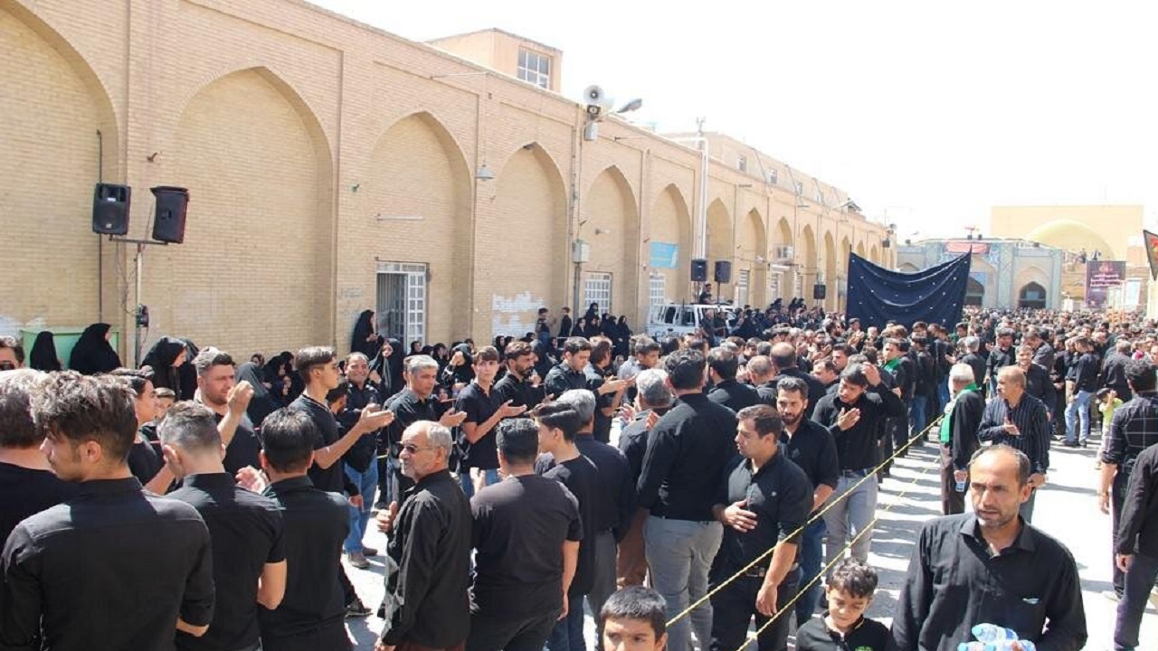 ندای یاحسین یزدی‌ها در مراسم سومین روز شهادت امام حسین (ع)