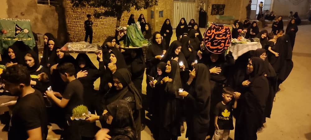 تشییع جنازه  نمادین شهدای دشت کربلا در نهاوند