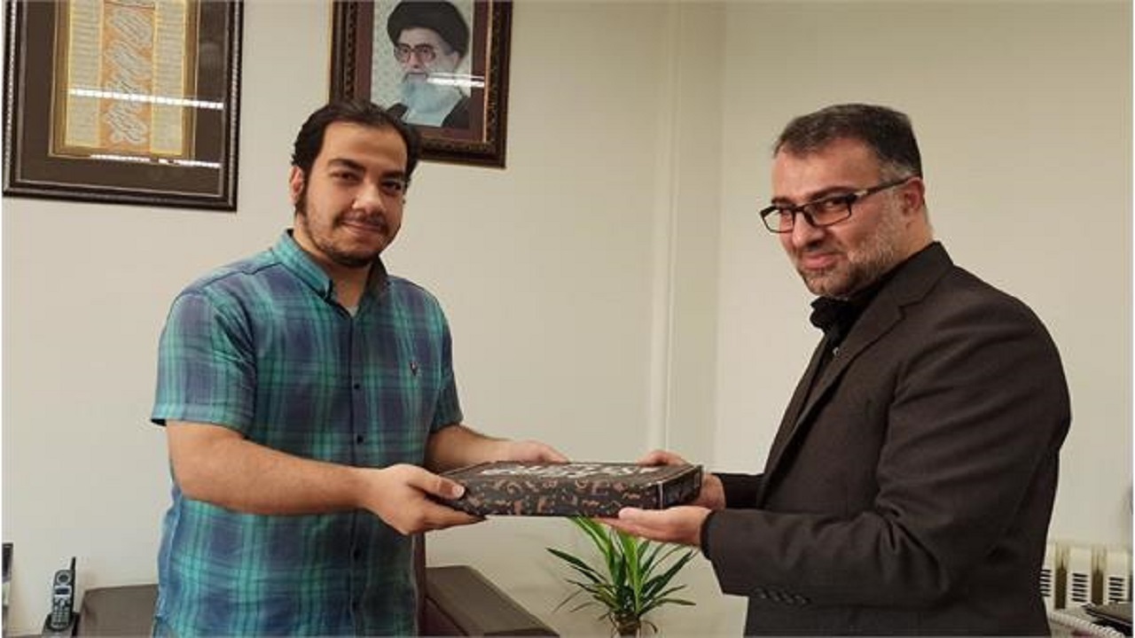 به دنبال معرفی هنرمندان همدان در سطح بین‌المللی هستیم