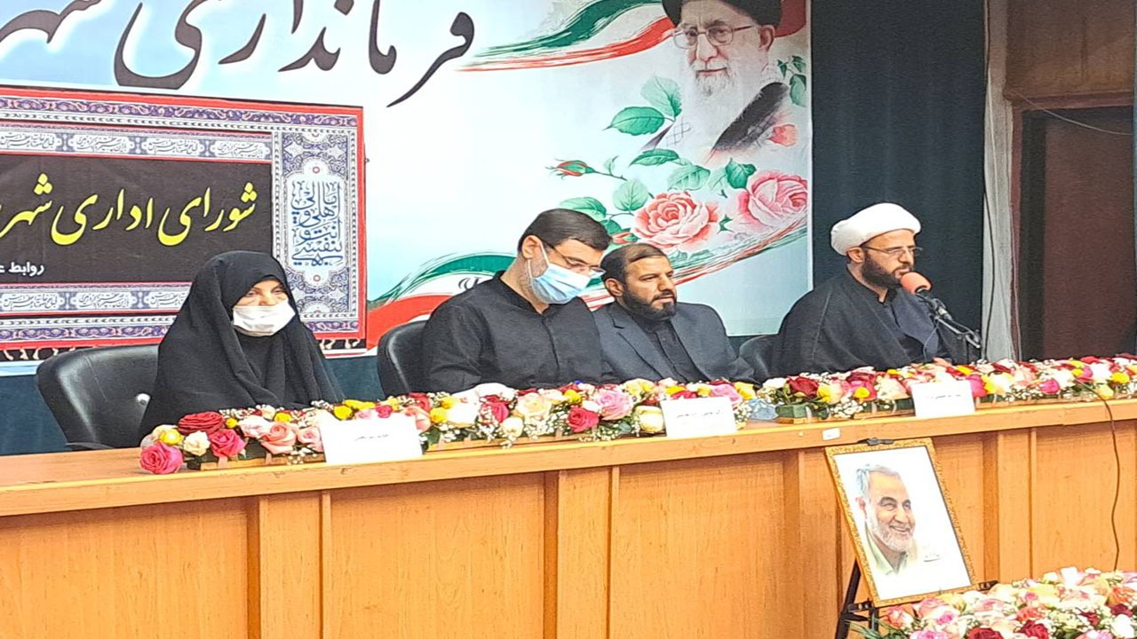 ایران اسلامی در مسیر حق حرکت می کند