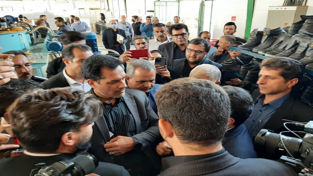 افزایش وام کارفرمایی کمیته امداد بررسی می‌شود