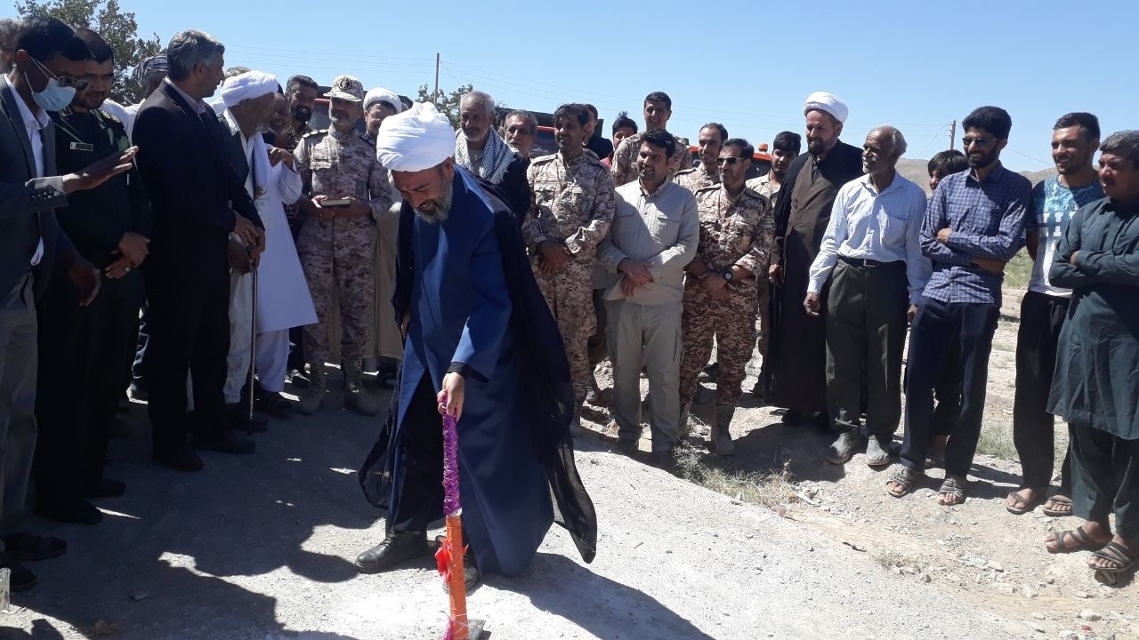 مراسم کلنگ زنی از