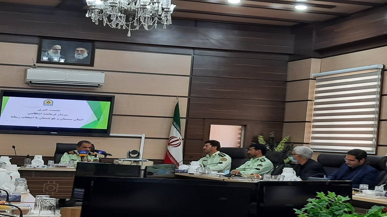 اصحاب رسانه عضوی از خانواده بزرگ انتظامی هستند