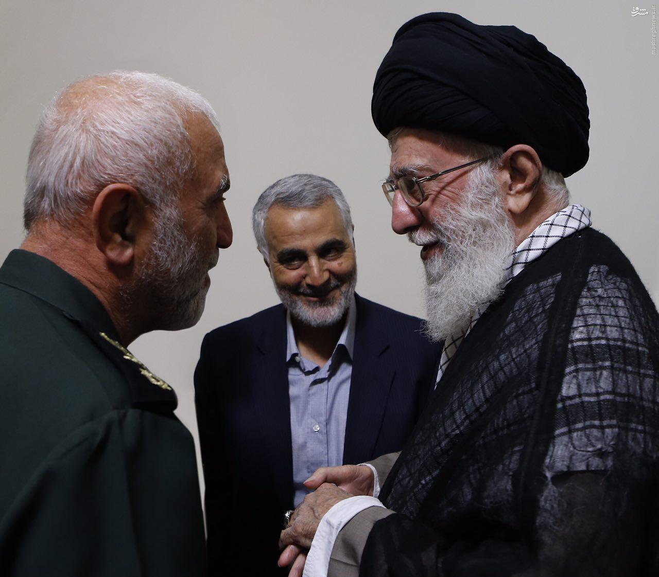 حکایت مردی که حاج قاسم تسبیح و انگشتر متبرک  خود را در کفنش قرار داد